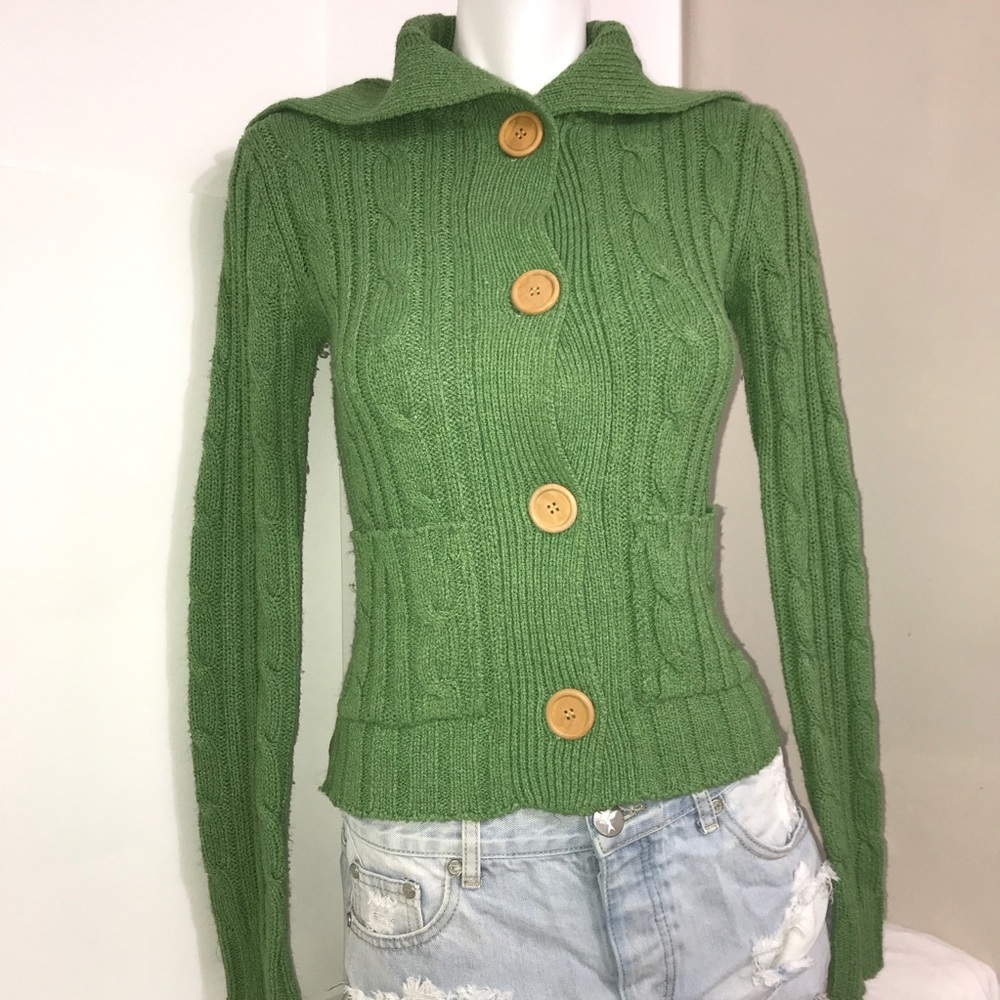 Majora Green Cable Knit ButtonDown Fitted Cardigan